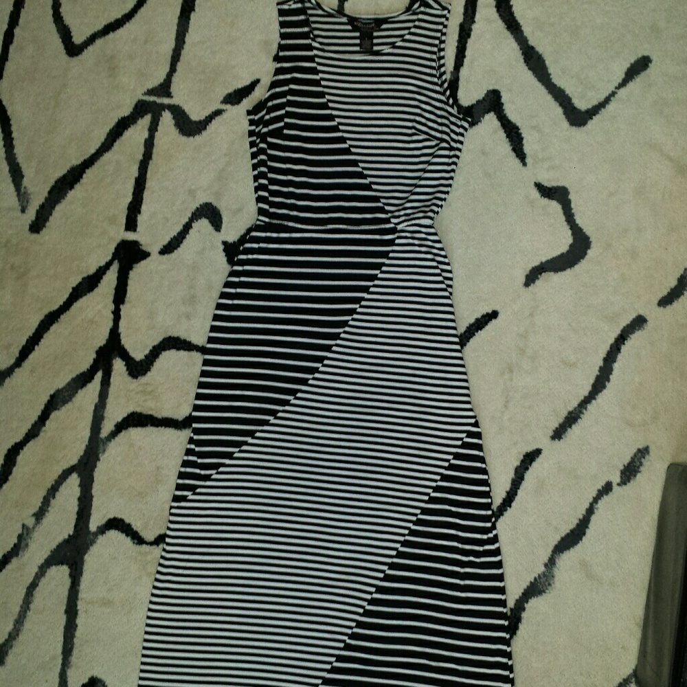 Black and White Striped Spring Maxi Dress Size S